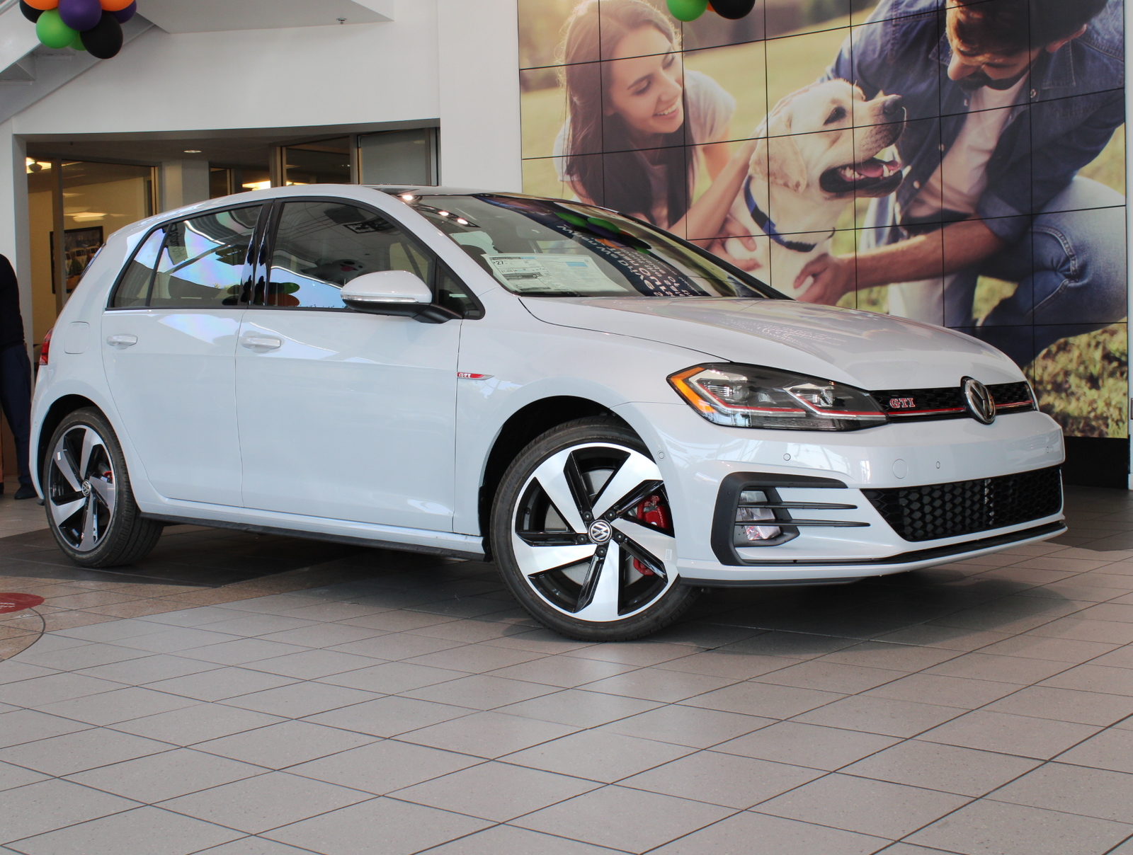 New 2019 Volkswagen Golf GTI Autobahn 4D Hatchback in Glendale 193477